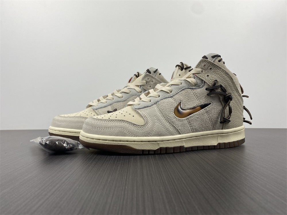 Bodega X Nike Dunk High CZ8125-100